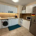 Cozy Spacious In *